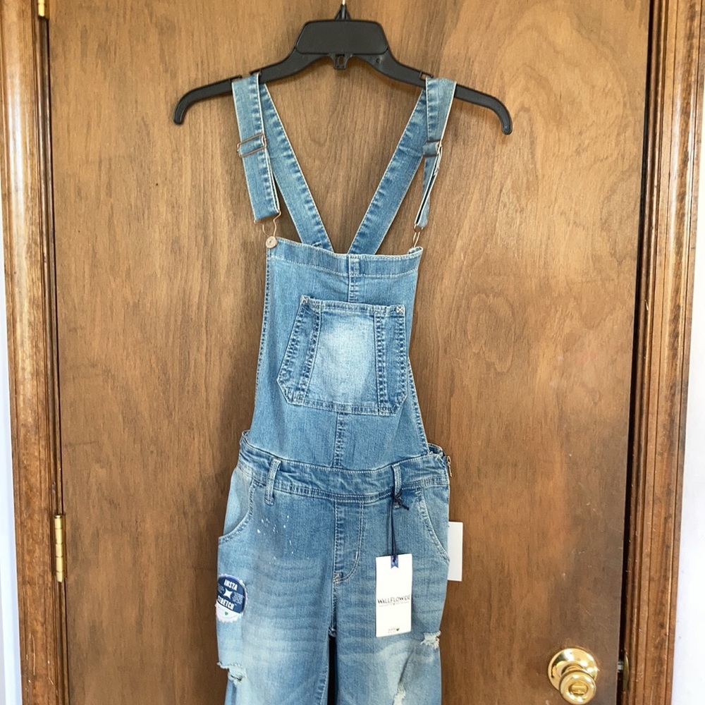 Wallflower overall the Tomboy ankle distressed jean overall with instastretch - Picture 4 of 17